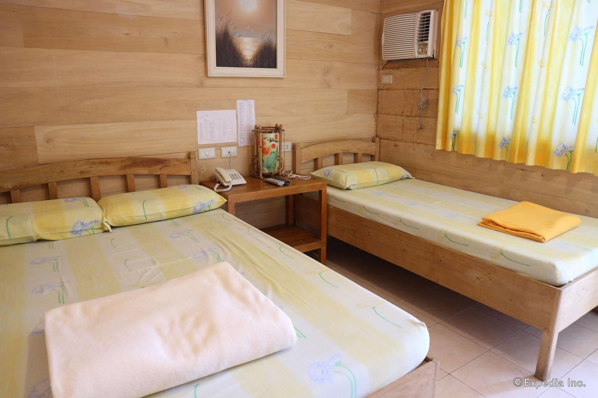 Antulang Beach Resort Siaton Esterno foto