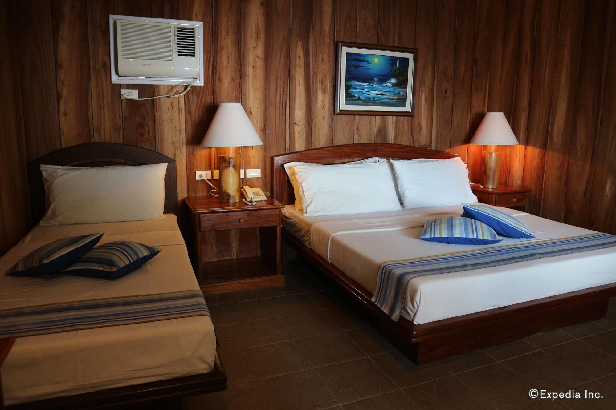 Antulang Beach Resort Siaton Esterno foto
