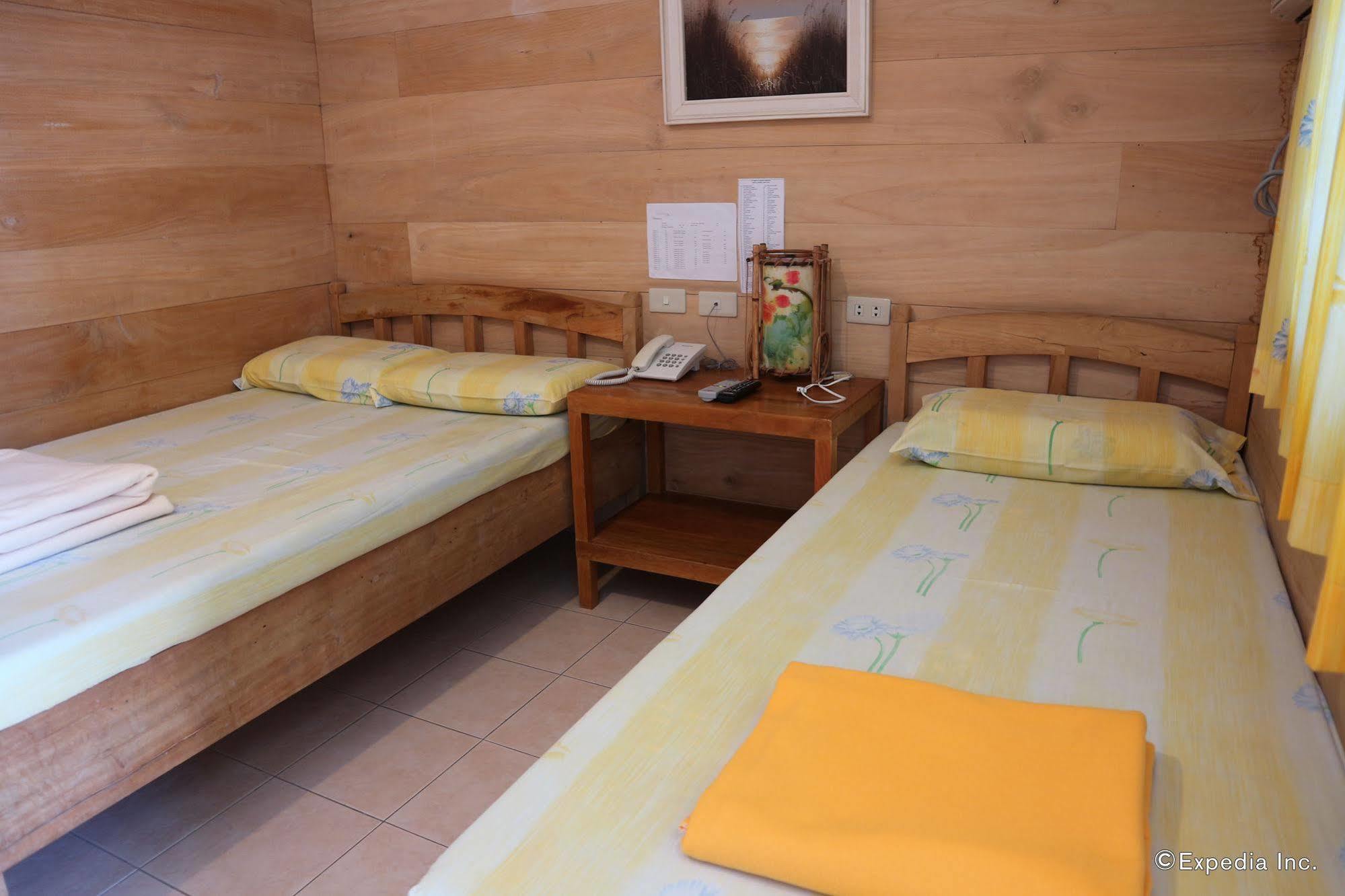 Antulang Beach Resort Siaton Esterno foto